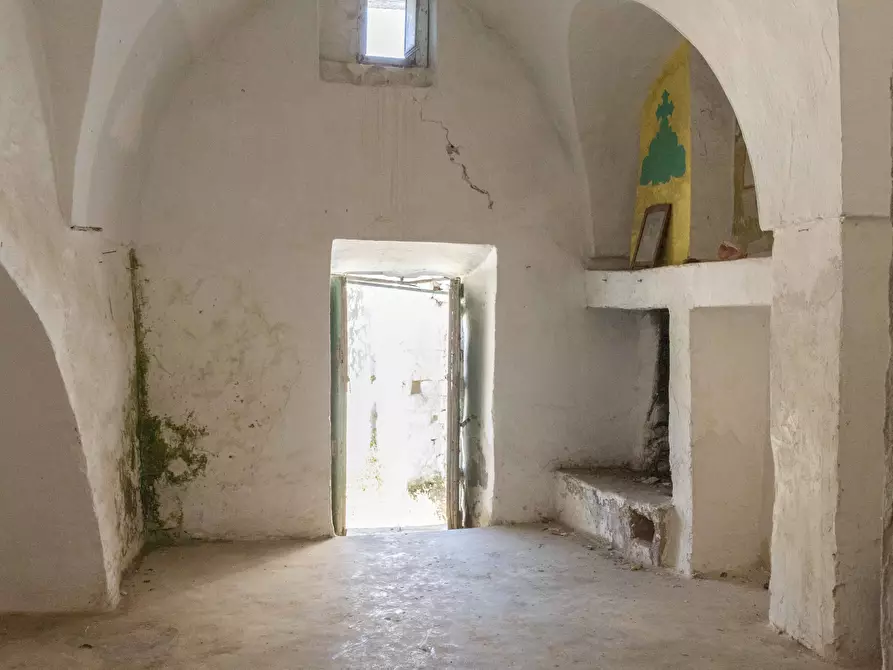 Immagine 22 di Rustico / casale in vendita  a Ostuni