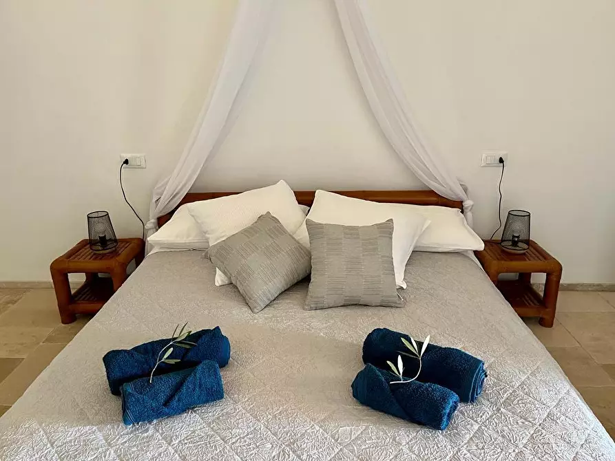 Immagine 56 di Villa in vendita  in CONTRADA  PASCAROSA a Ostuni