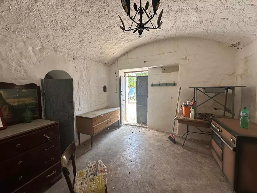 Immagine 29 di Rustico / casale in vendita  in Strada Provinciale 29 a Ostuni