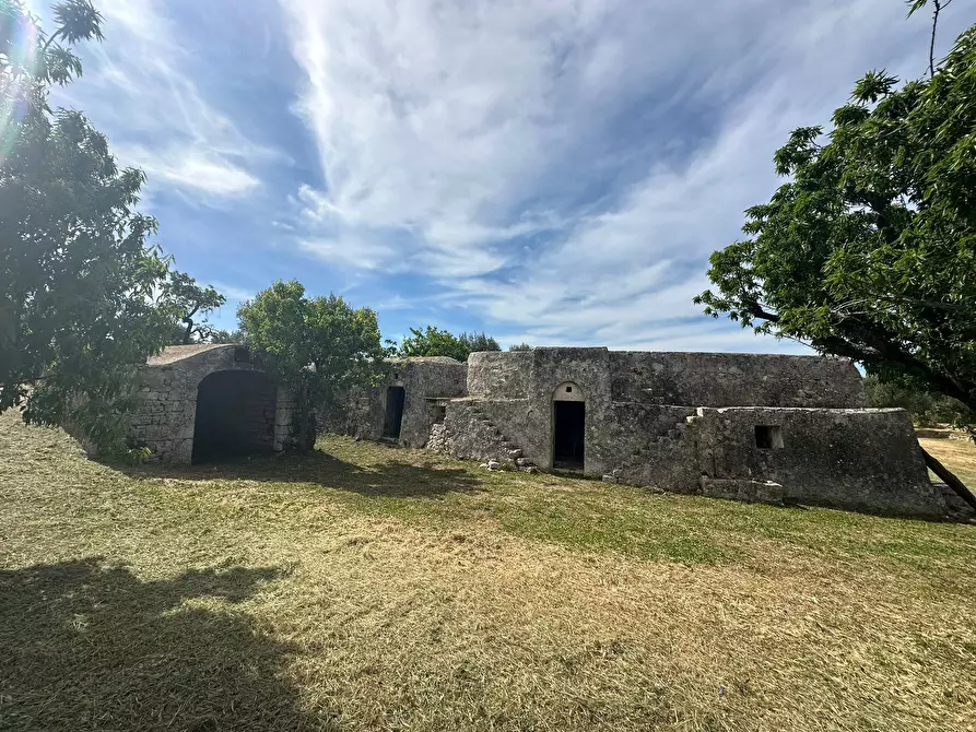 Immagine 1 di Rustico / casale in vendita  in Strada Provinciale 17 a Ostuni
