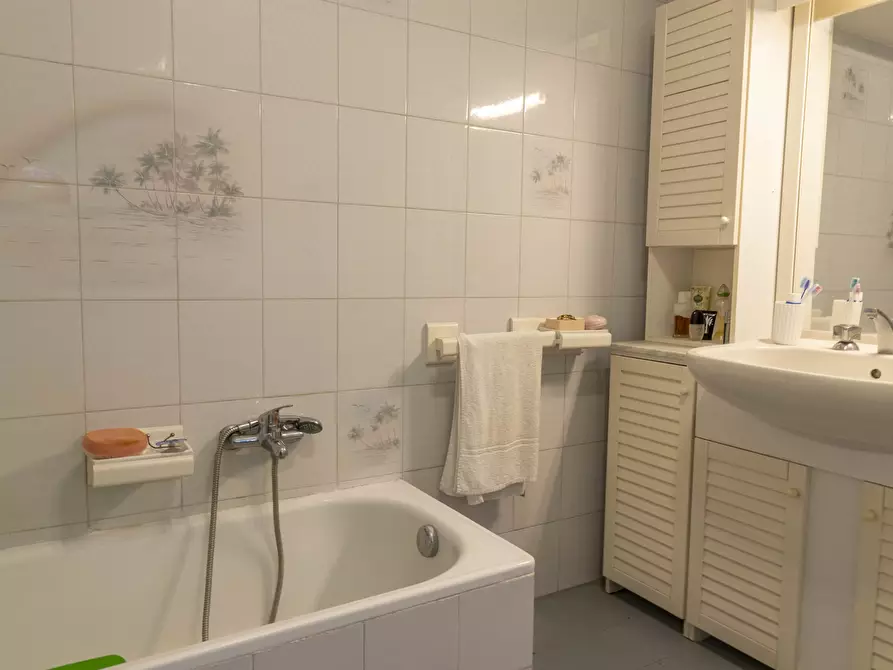 Immagine 8 di Casa indipendente in vendita  in Viale Francesco Crispi a Ostuni