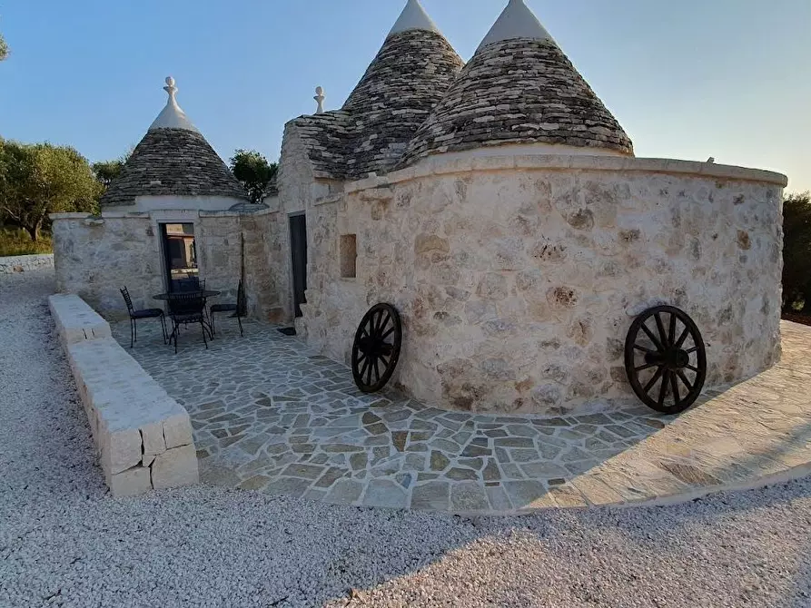 Immagine 9 di Villa in vendita  in CONTRADA  PASCAROSA a Ostuni
