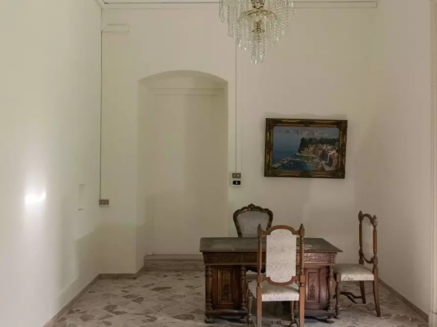 Immagine 18 di Palazzo in vendita  in Via Martiri di Kindu a Ostuni
