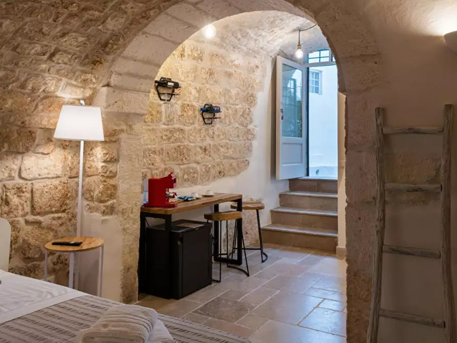 Immagine 8 di Casa indipendente in vendita  in Vico Pergola 14 a Ostuni