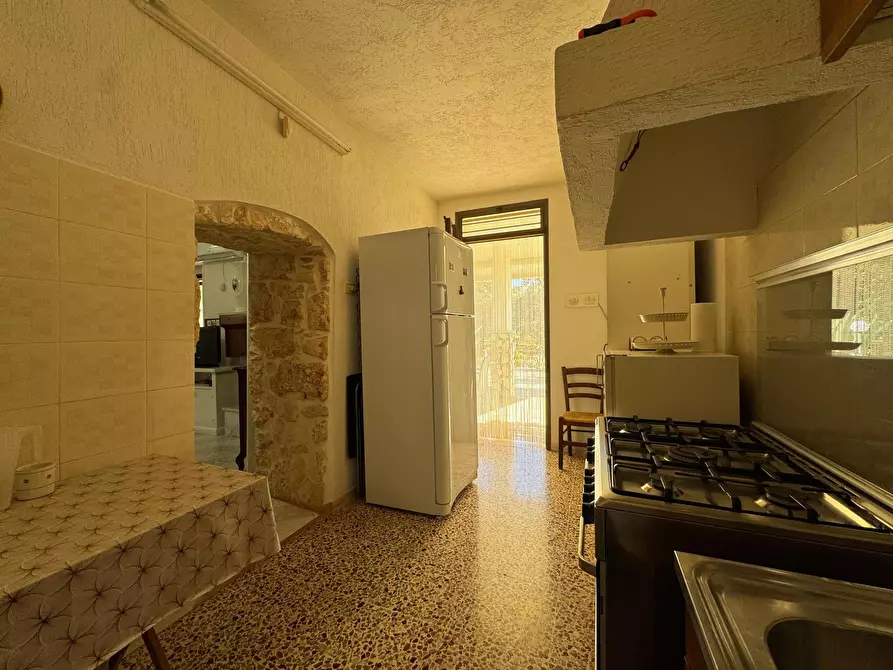 Immagine 29 di Villa in vendita  in Strada Provinciale 29 a Ceglie Messapico