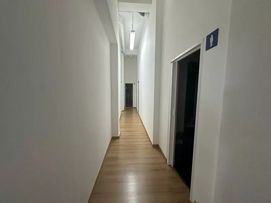 Immagine 16 di Bilocale in vendita  in Corso Giuseppe Mazzini a Ostuni