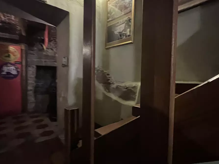 Immagine 19 di Attività commerciale in vendita  in Piazza Concezione 10 a Sassello