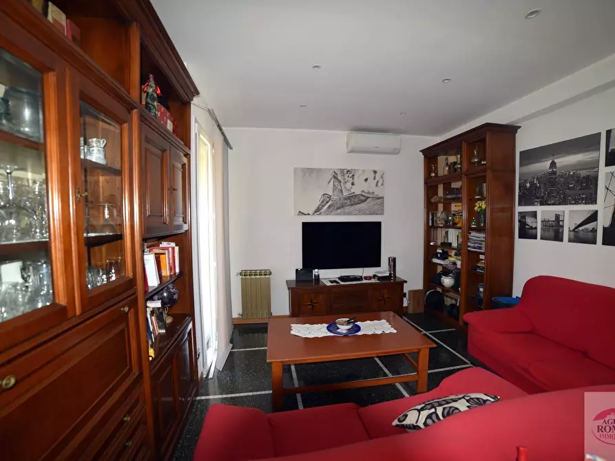 Immagine 10 di Quadrilocale in vendita  in Via Accinelli 3 a Varazze