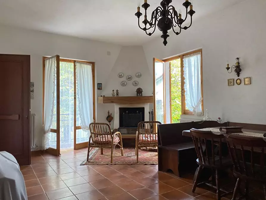 Immagine 24 di Porzione di casa in vendita  a Urbe