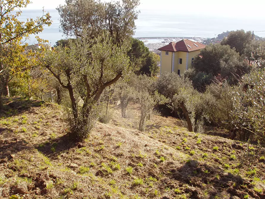 Immagine 10 di Villa in vendita  a Varazze