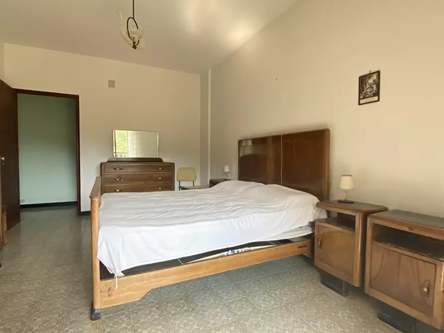 Immagine 10 di Trilocale in vendita  in Via Vara Superiore 27 a Urbe