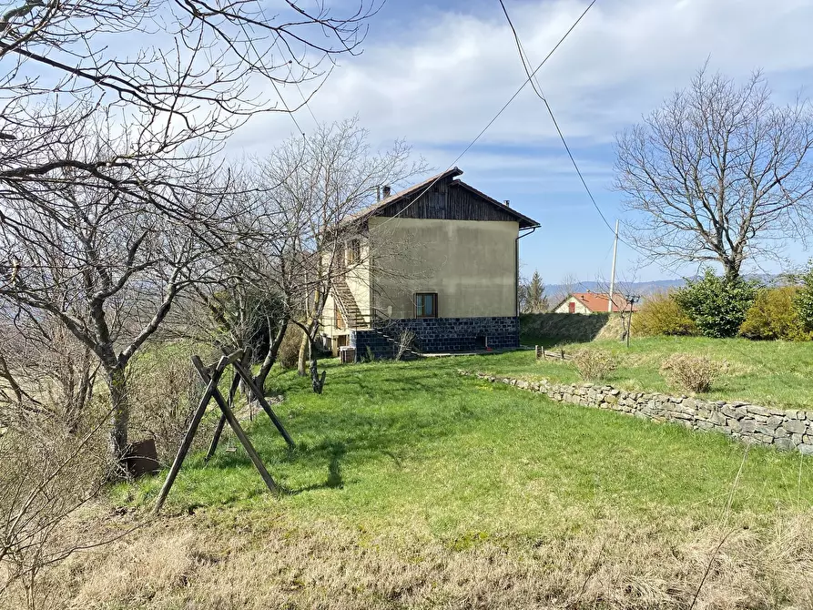 Immagine 8 di Villa in vendita  in Via Francia 75 a Tiglieto