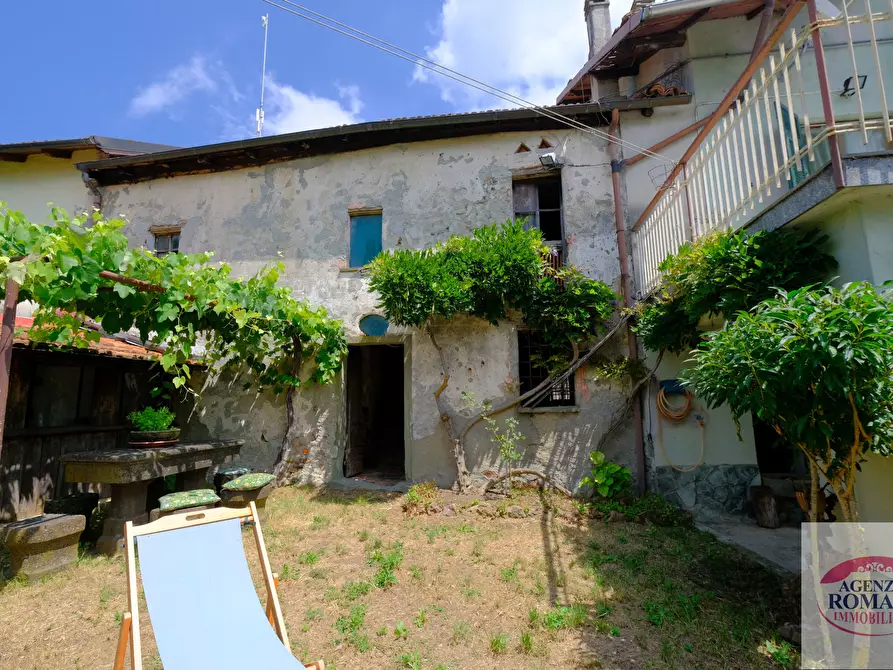 Immagine 9 di Villa in vendita  a Pareto