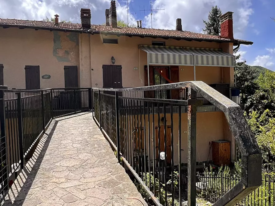 Immagine 4 di Quadrilocale in vendita  in Località la Pineta 26 a Pontinvrea