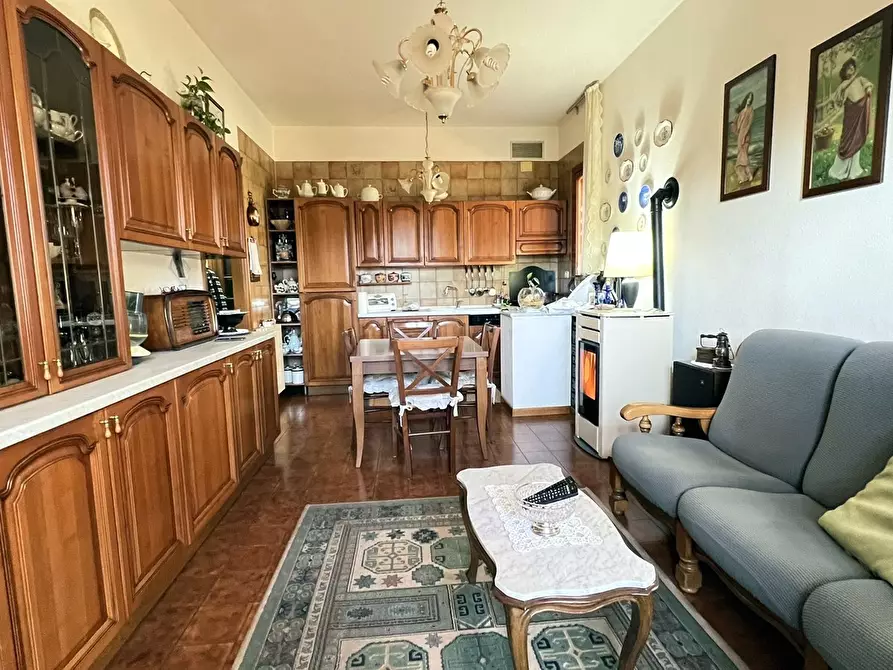 Immagine 16 di Appartamento in vendita  in SP49 41 a Urbe