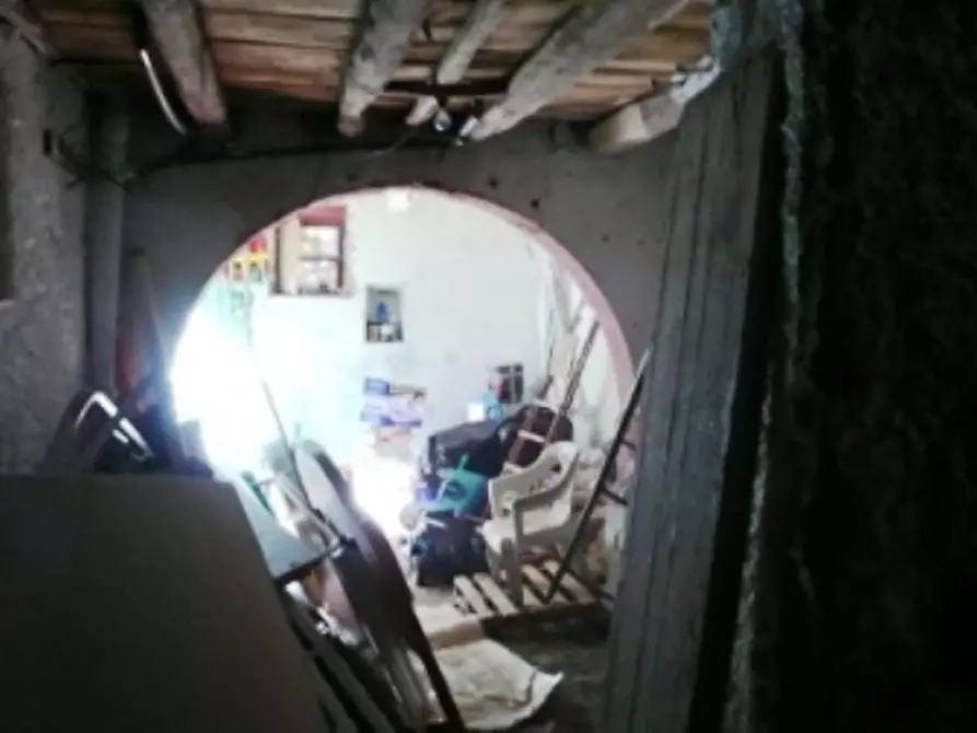 Immagine 22 di Porzione di casa in vendita  a Varazze