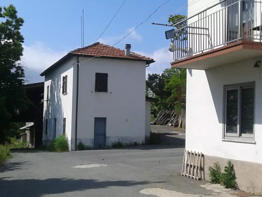 Immagine 5 di Rustico / casale in vendita  in SP210 66 a Ponzone