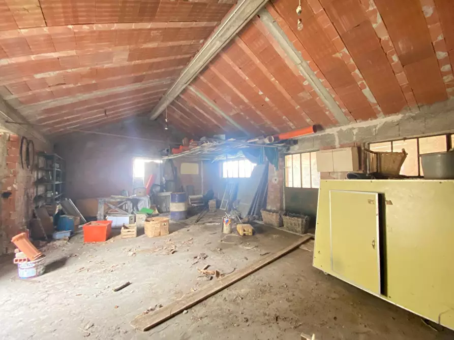 Immagine 57 di Rustico / casale in vendita  in SP210 66 a Ponzone