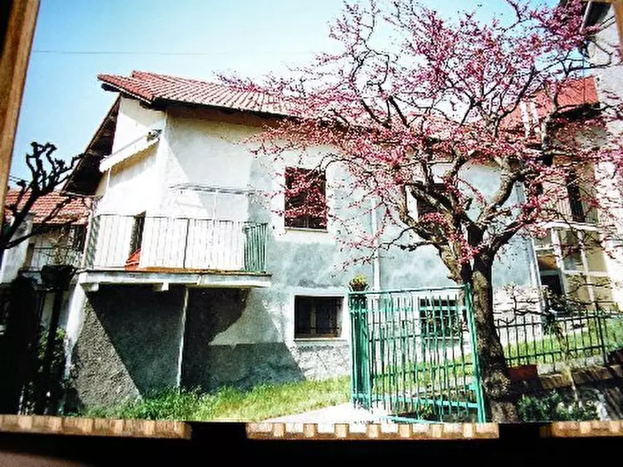 Immagine 1 di Casa indipendente in vendita  a Ponzone