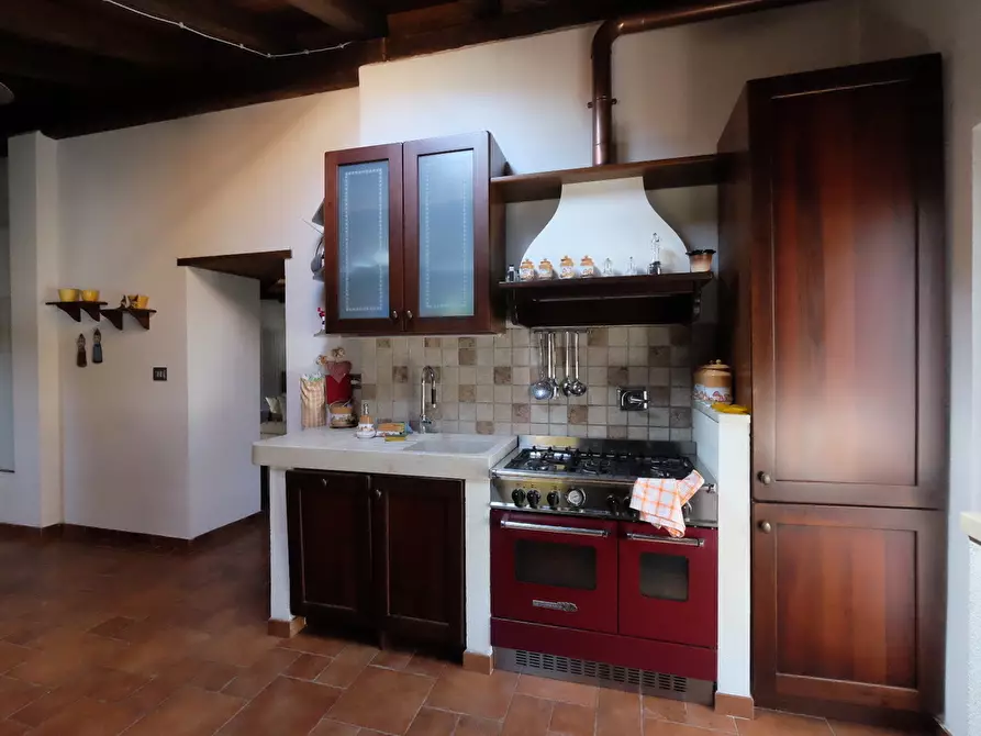 Immagine 13 di Rustico / casale in vendita  a Tiglieto