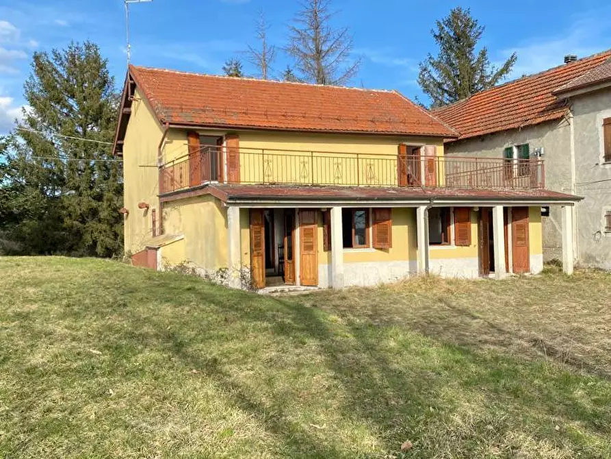 Immagine 38 di Casa bifamiliare in vendita  a Ponzone