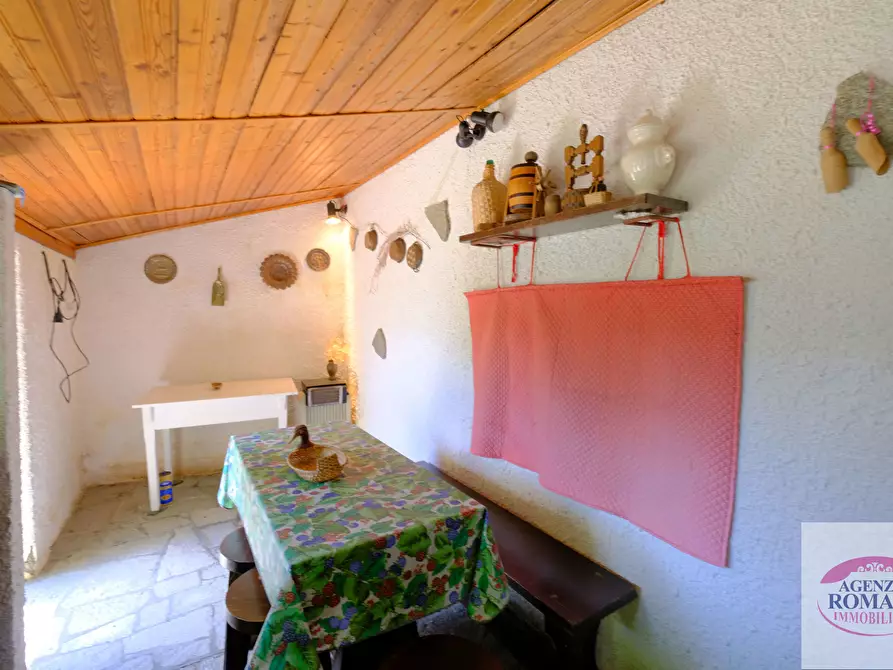 Immagine 35 di Villa in vendita  a Pareto