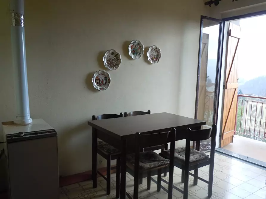 Immagine 5 di Appartamento in affitto  a Urbe