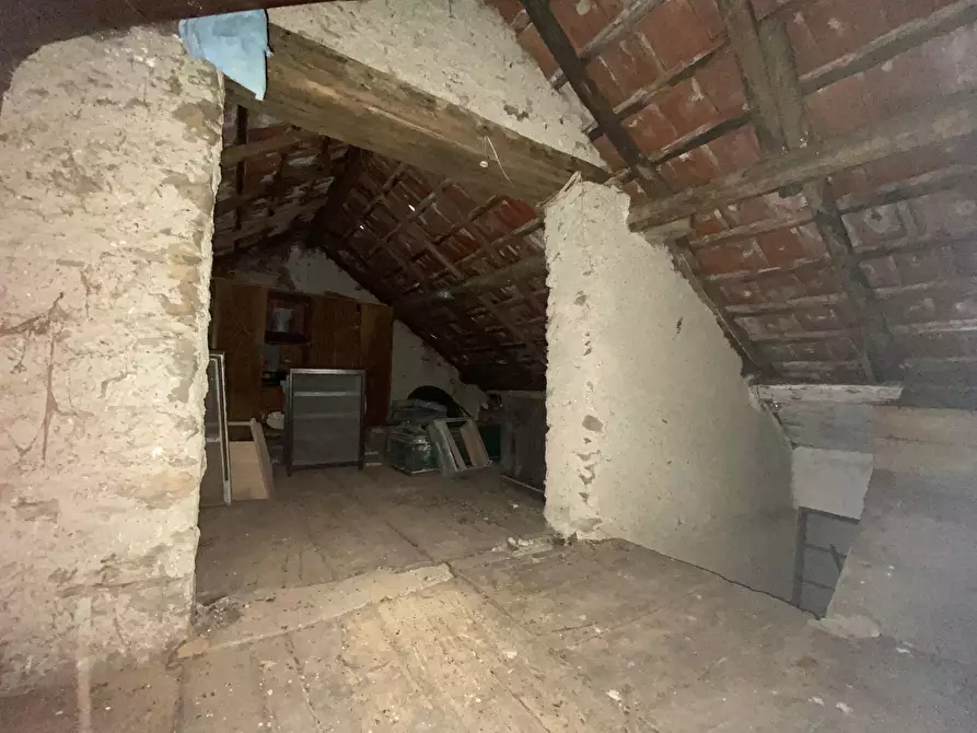 Immagine 24 di Rustico / casale in vendita  a Sassello