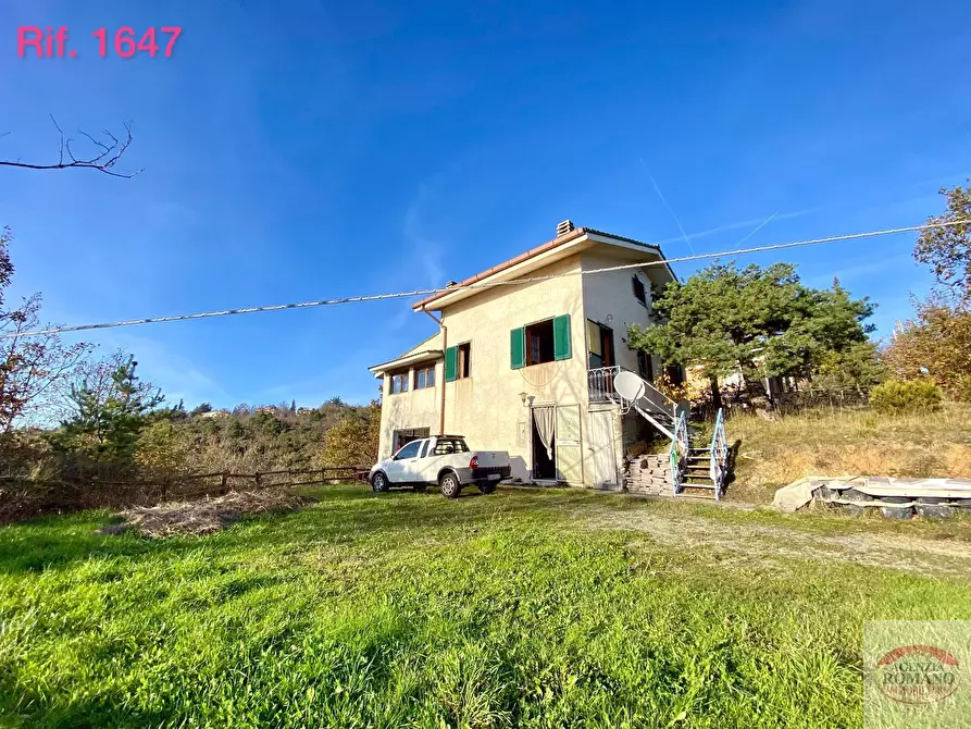 Immagine 1 di Villa in vendita  a Sassello