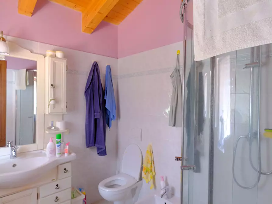 Immagine 42 di Villa in vendita  in Località Girini 19 a Dego