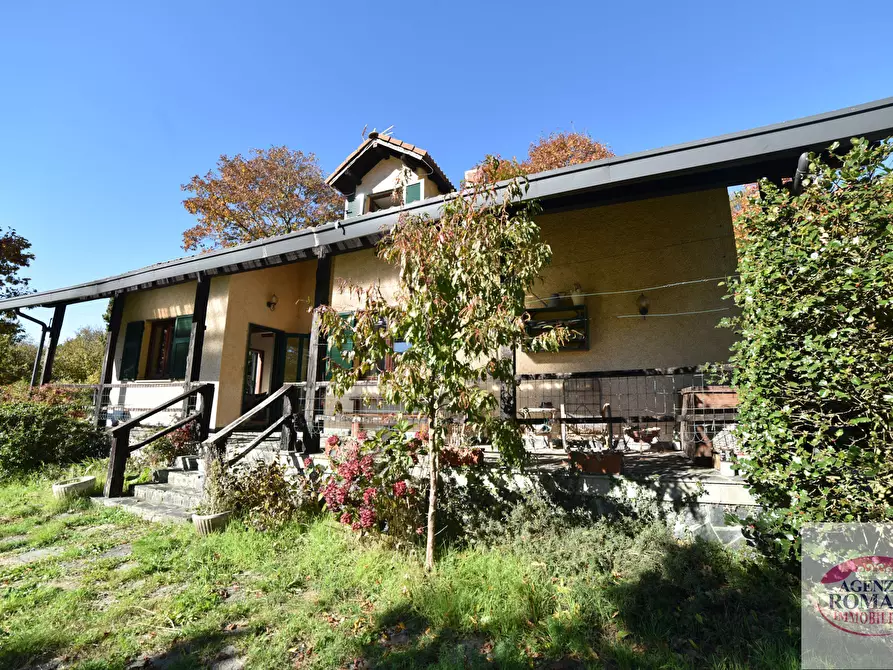 Immagine 11 di Villa in vendita  in Via Menacciano 1 a Pontinvrea