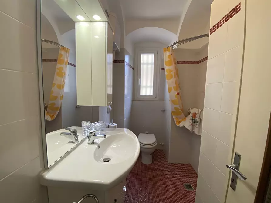 Immagine 20 di Quadrilocale in vendita  a Sassello