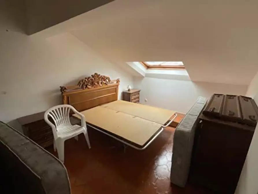 Immagine 4 di Mansarda in vendita  in Via Rio San Stefano 14 a Casella