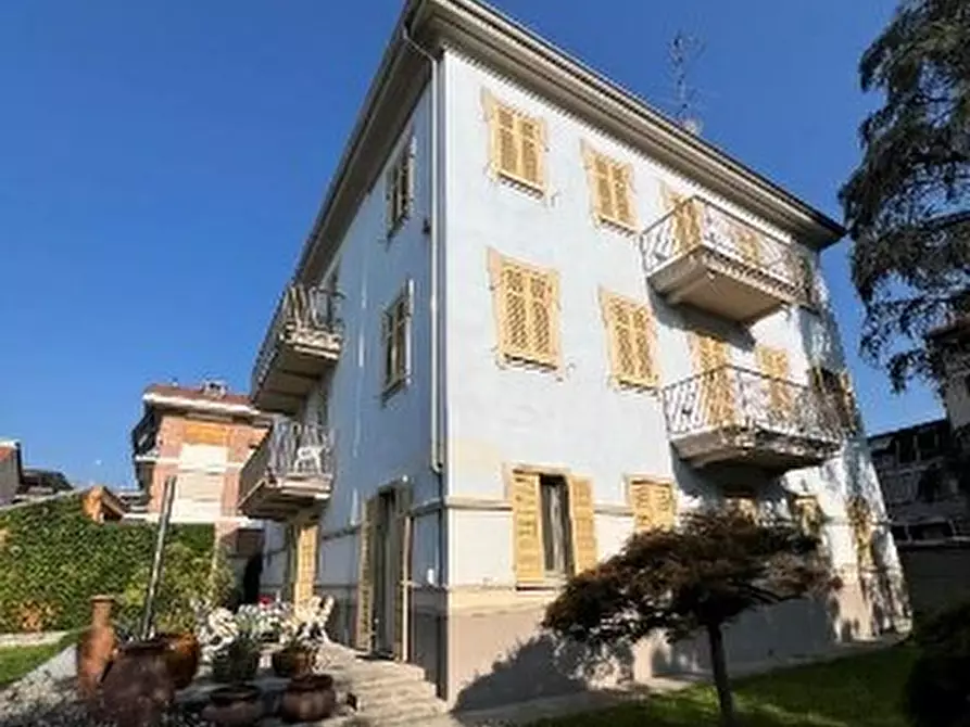 Immagine 1 di Quadrilocale in vendita  in Via Carlo Noè 34 a Valenza