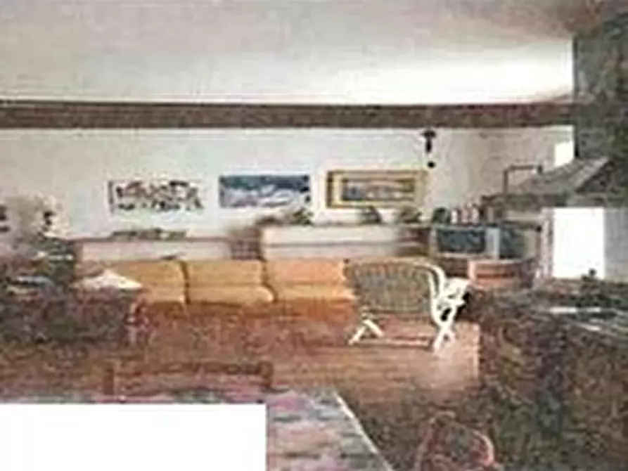 Immagine 3 di Casa indipendente in vendita  in Frazione San Bernardo 2 a Monteu Roero