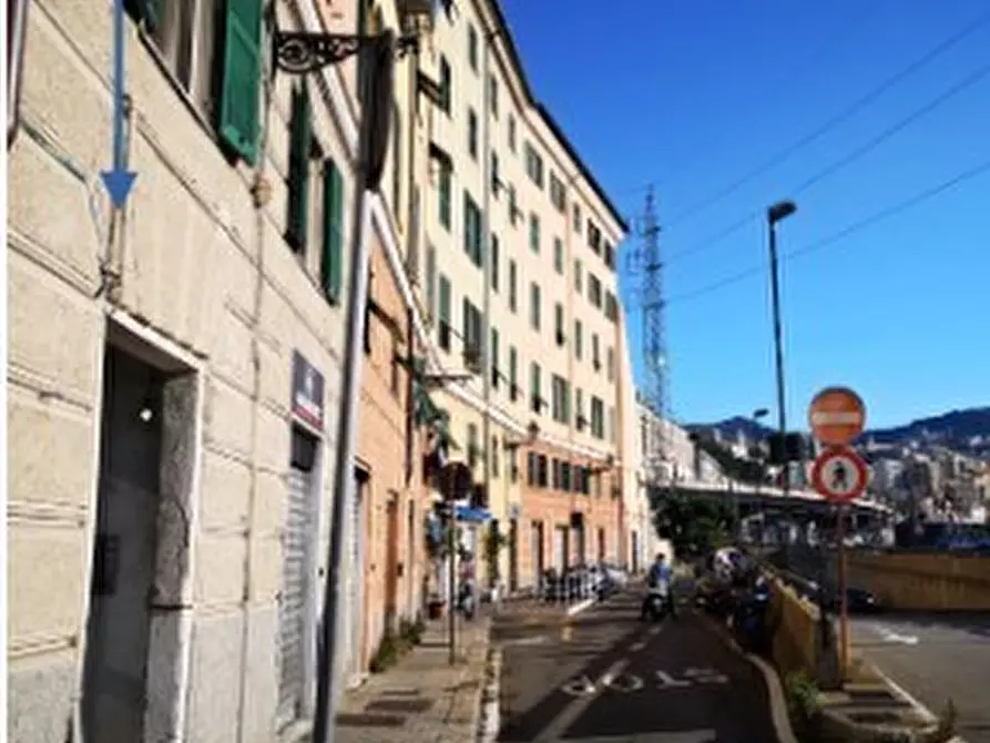 Immagine 1 di Quadrilocale in vendita  in Via Milano 58D a Genova