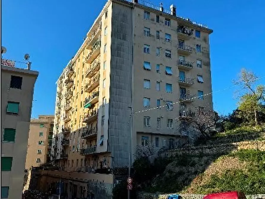Immagine 1 di Quadrilocale in vendita  in Via Monte Rosa 80 a Genova