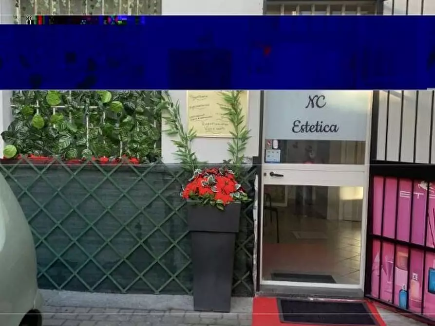 Immagine 1 di Locale commerciale in vendita  in Via Roma 11 a Valenza