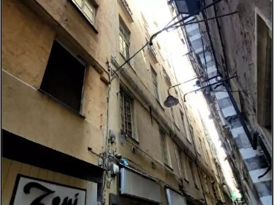 Immagine 8 di Ufficio in vendita  in Via San Luca 4/13 a Genova