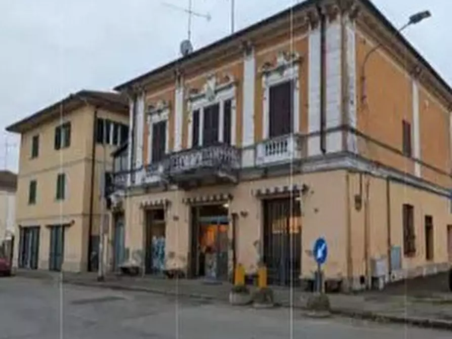 Immagine 3 di Locale commerciale in vendita  in Strada Comunale 32 a Alessandria