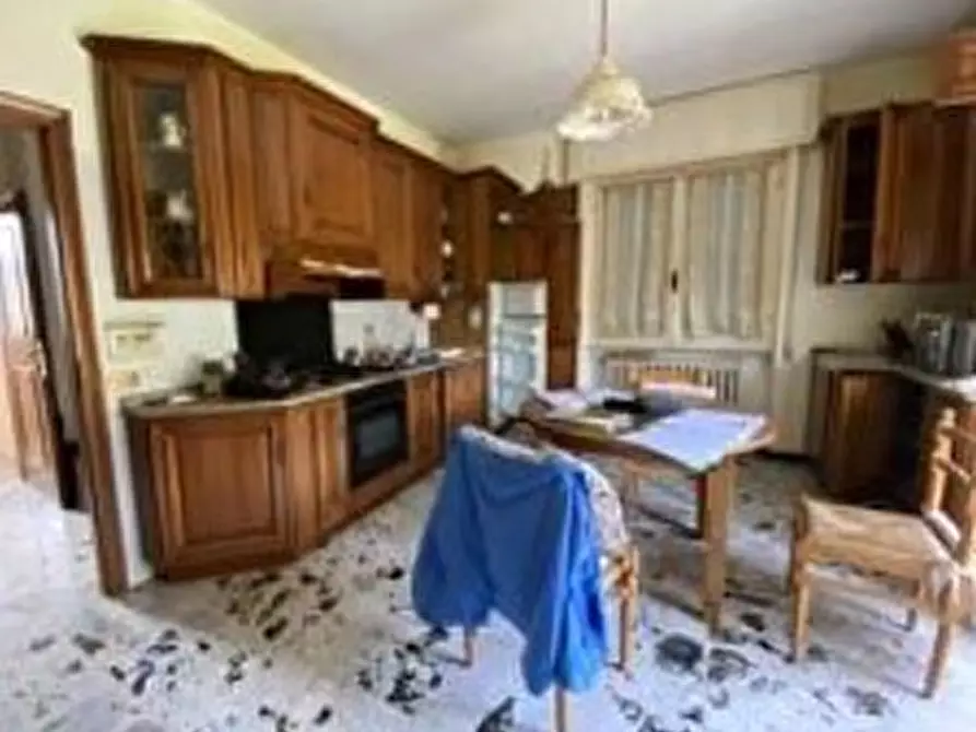 Immagine 3 di Pentalocale in vendita  in Via dell'Unità d'Italia 8 a Villanova D'albenga