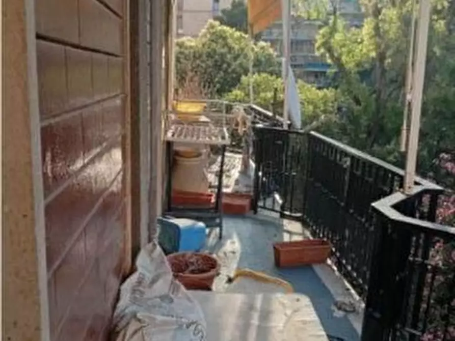 Immagine 8 di Pentalocale in vendita  in Via Fratelli Canepa 3 a Savona