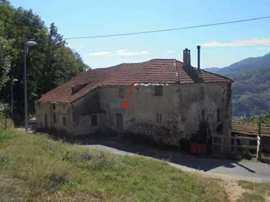 Immagine 1 di Casa bifamiliare in vendita  in Via Madonna delle Vigne 24 a Genova