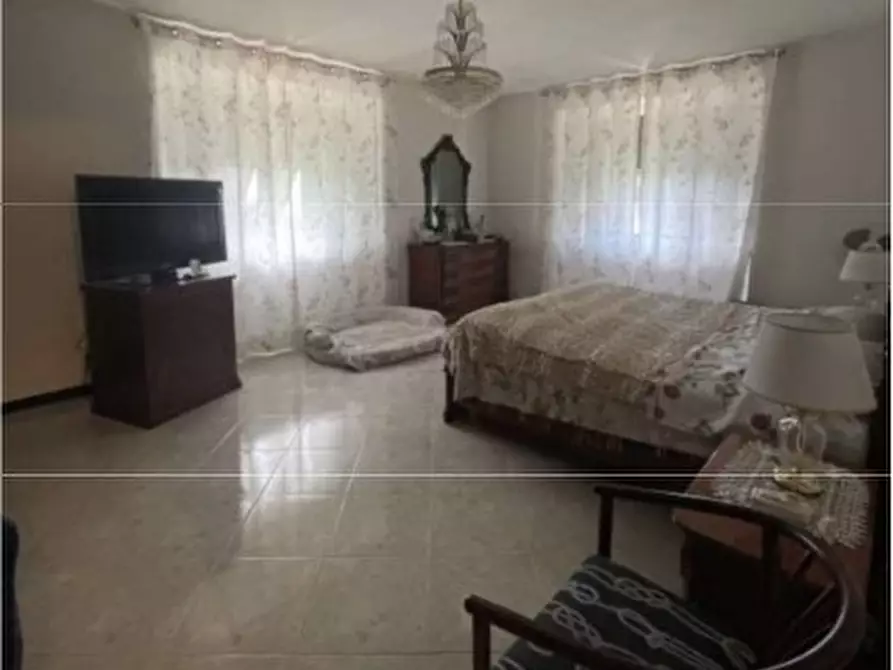 Immagine 5 di Casa trifamiliare in vendita  in Via I Maggio 2 a Leivi