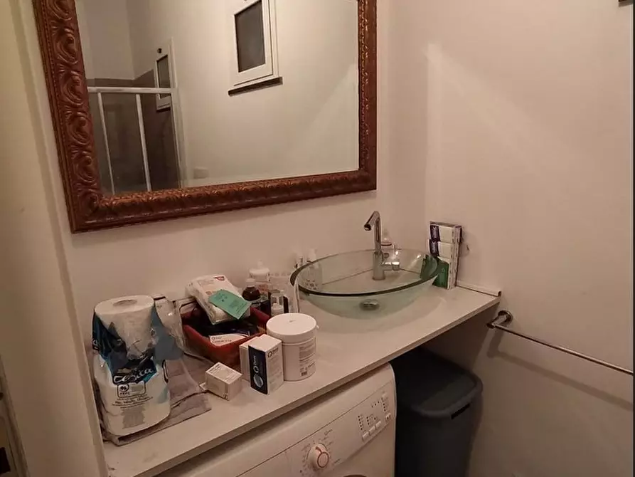 Immagine 12 di Quadrilocale in vendita  in Via Alessandro Lamarmora 21 a Rapallo