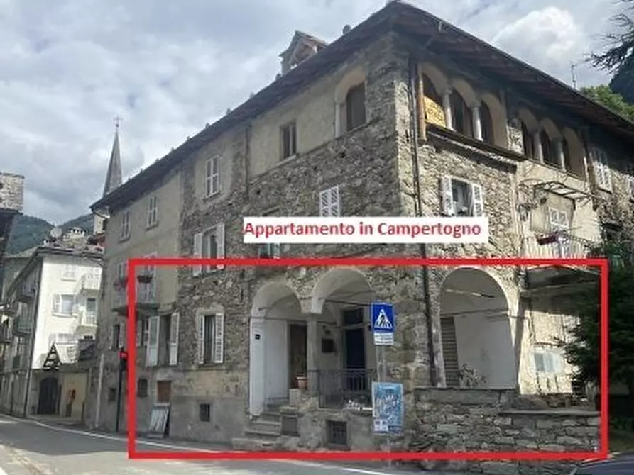 Immagine 1 di Pentalocale in vendita  in Via Umberto I 6 a Campertogno