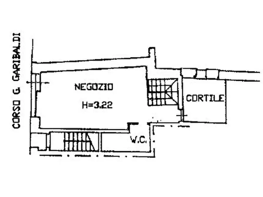 Immagine 2 di Locale commerciale in vendita  in Corso Giuseppe Garibaldi 6 a Valenza