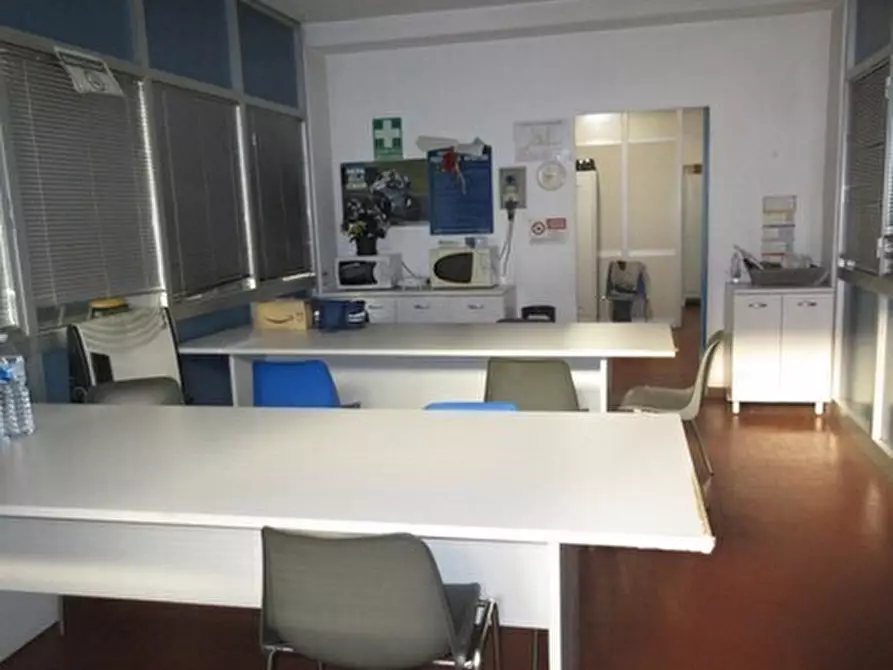 Immagine 8 di Attività artigianale in vendita  in Via Marsala 15 a Nichelino