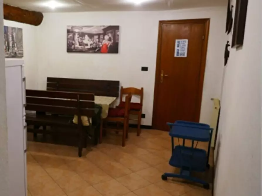 Immagine 6 di Quadrilocale in vendita  in Salita di Santa Maria di Castello 28 a Genova