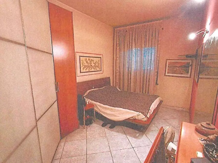 Immagine 6 di Trilocale in vendita  in Via Andrea Sansovino 251 a Torino